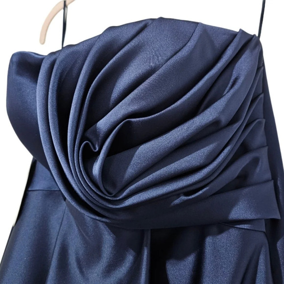 John Paul Ataker Midnight Blue Structured Strapless Gown NWT - Picture 6 of 12